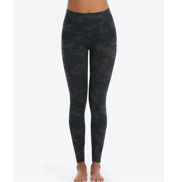 SPANX Look at Me Now Leggings - Picture 3 of 12